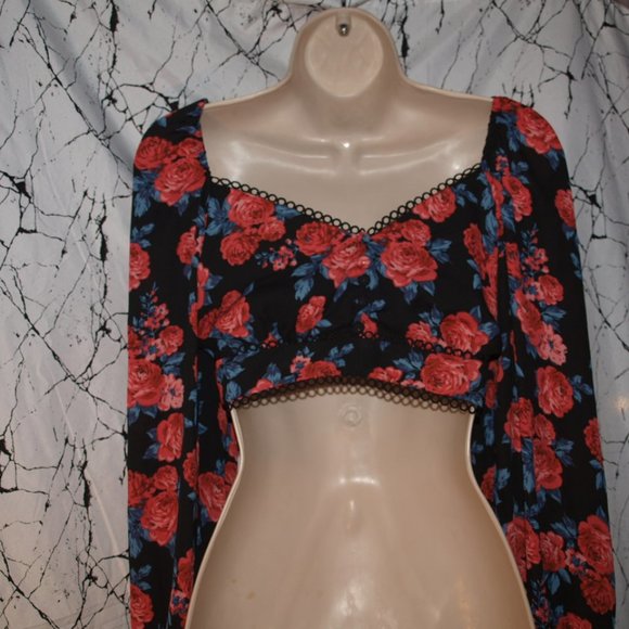 NEW 2 PIECE BLOUSE W/SKIRT Black W/Red/Blue SIZE S FLOWERS BY LOVE BY DESIGN - Picture 5 of 5
